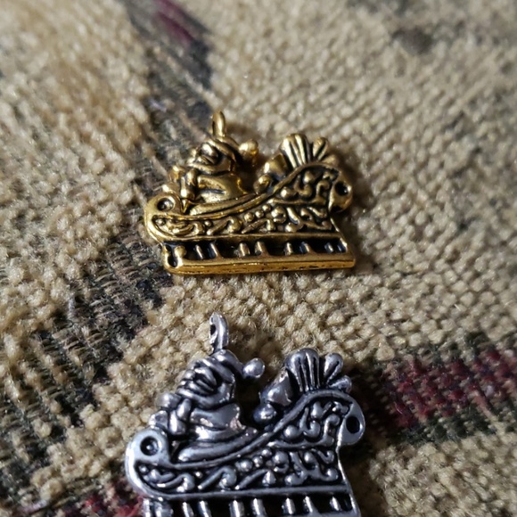 4/$20.   50ct Santa claus beads - Picture 8 of 8